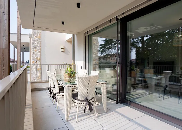 Апартаменти Casa Corand - *